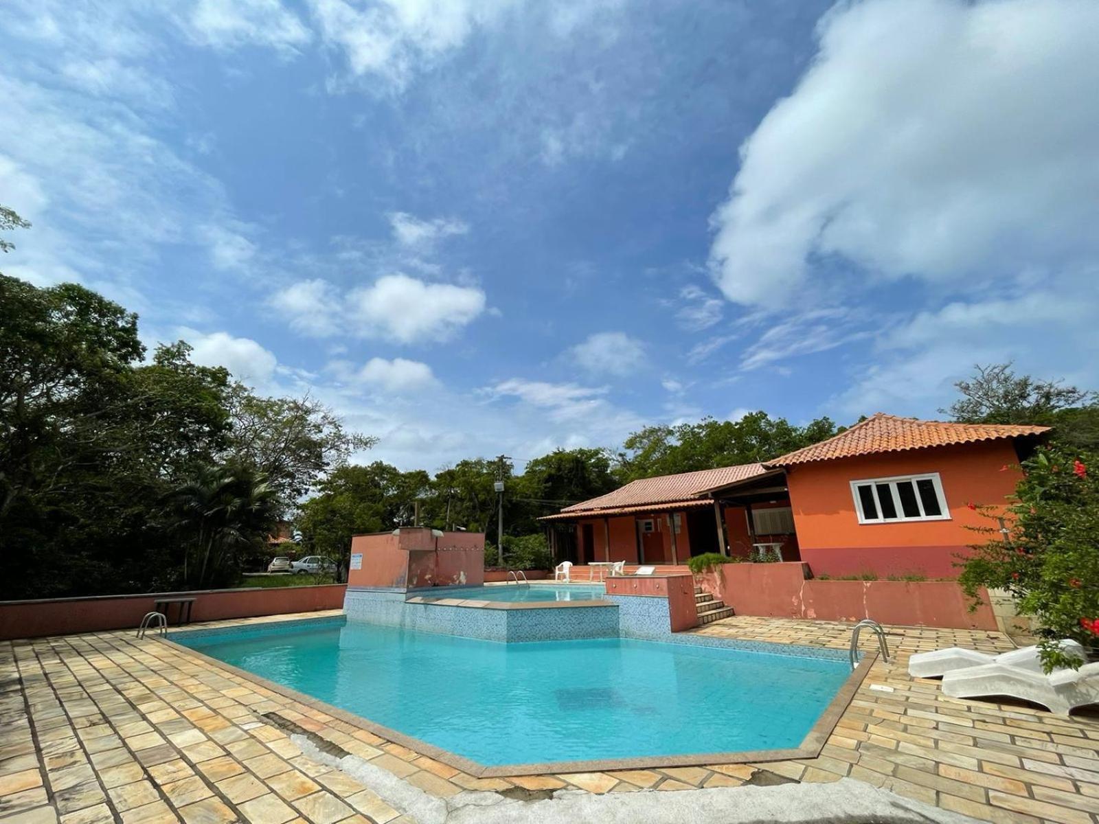 Casa De Com Carinha De Sitio *